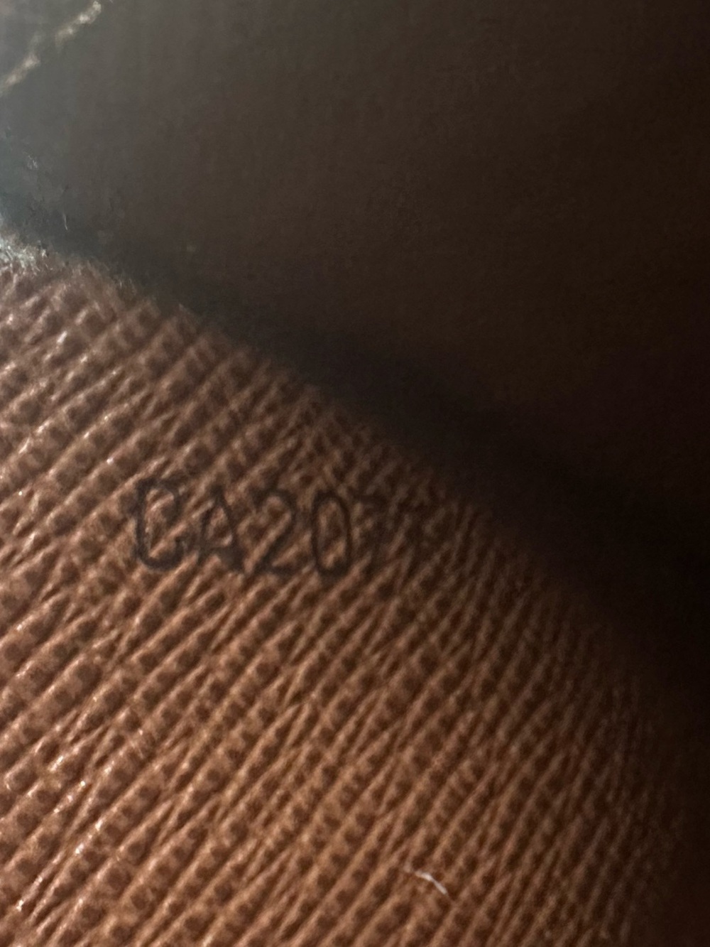Louis Vuitton Monogram Sarah Wallet - Picture 13 of 13